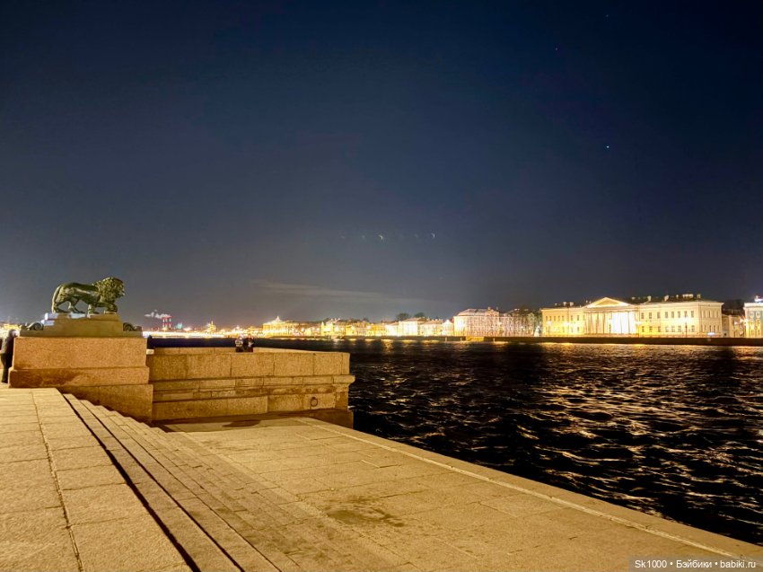 Ариэль по ночному городу — Куклы Disney Animators и Принцессы Диснея: Disney Store (фото 5)