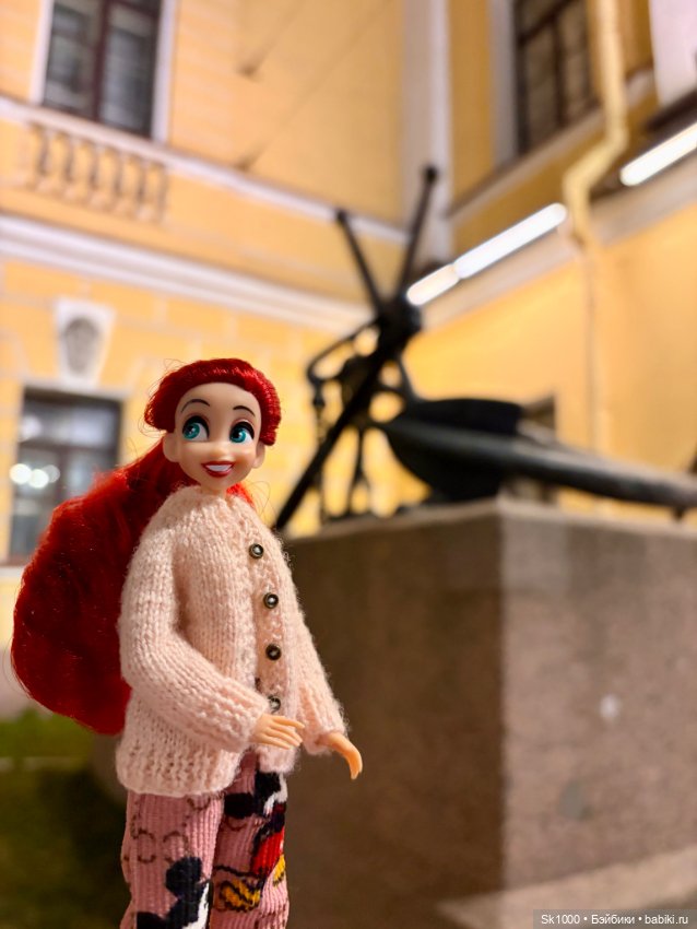 Ариэль по ночному городу — Куклы Disney Animators и Принцессы Диснея: Disney Store