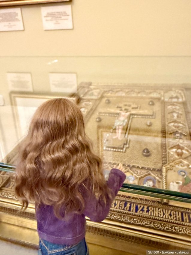 Михайловский замок с Никой