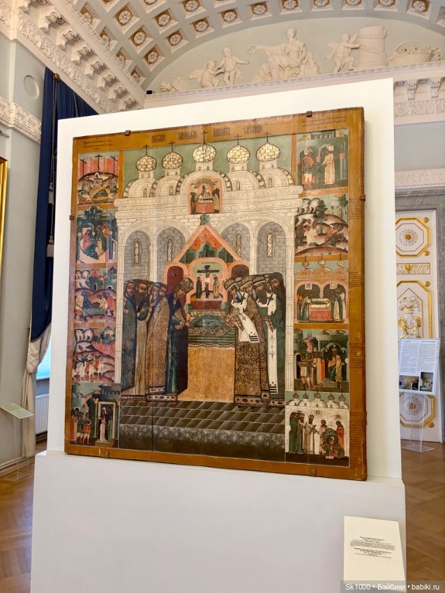 Михайловский замок с Никой