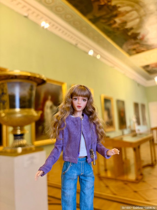 Михайловский замок с Никой