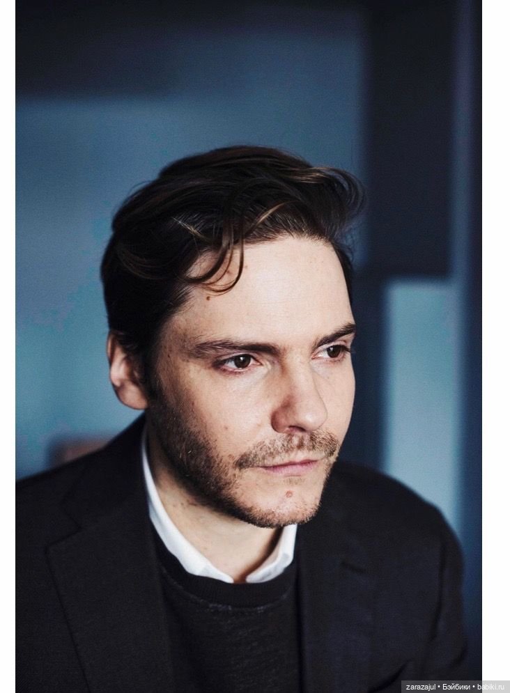 Даниэль Брюль. Фото с рабочего стола (фото 4)