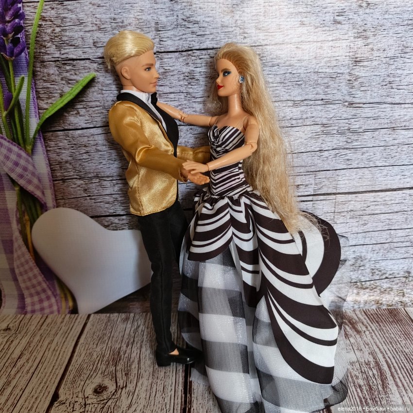 Играет старый патефон — Куклы Barbie (Барби): Looks (фото 9)