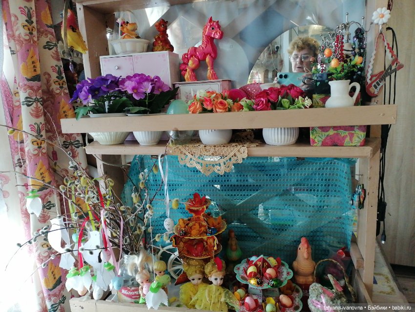 Светлая Пасха — Коллекции игровых кукол (Playline): фото полок (фото 2)