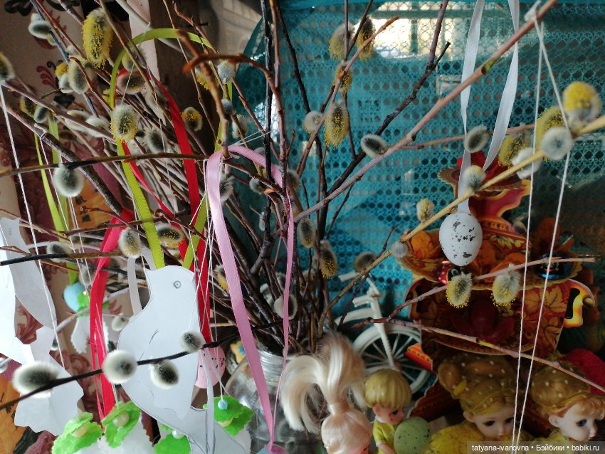 Светлая Пасха — Коллекции игровых кукол (Playline): фото полок (фото 3)