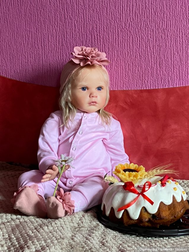 Маруся и Ульяша поздравляют всех со светлым пасхальным воскресеньем (фото 3)