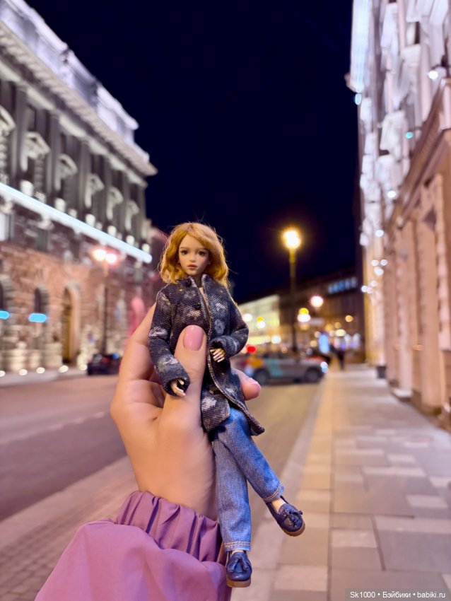 По ночному городу с Никой (Она Натальи Петровой)