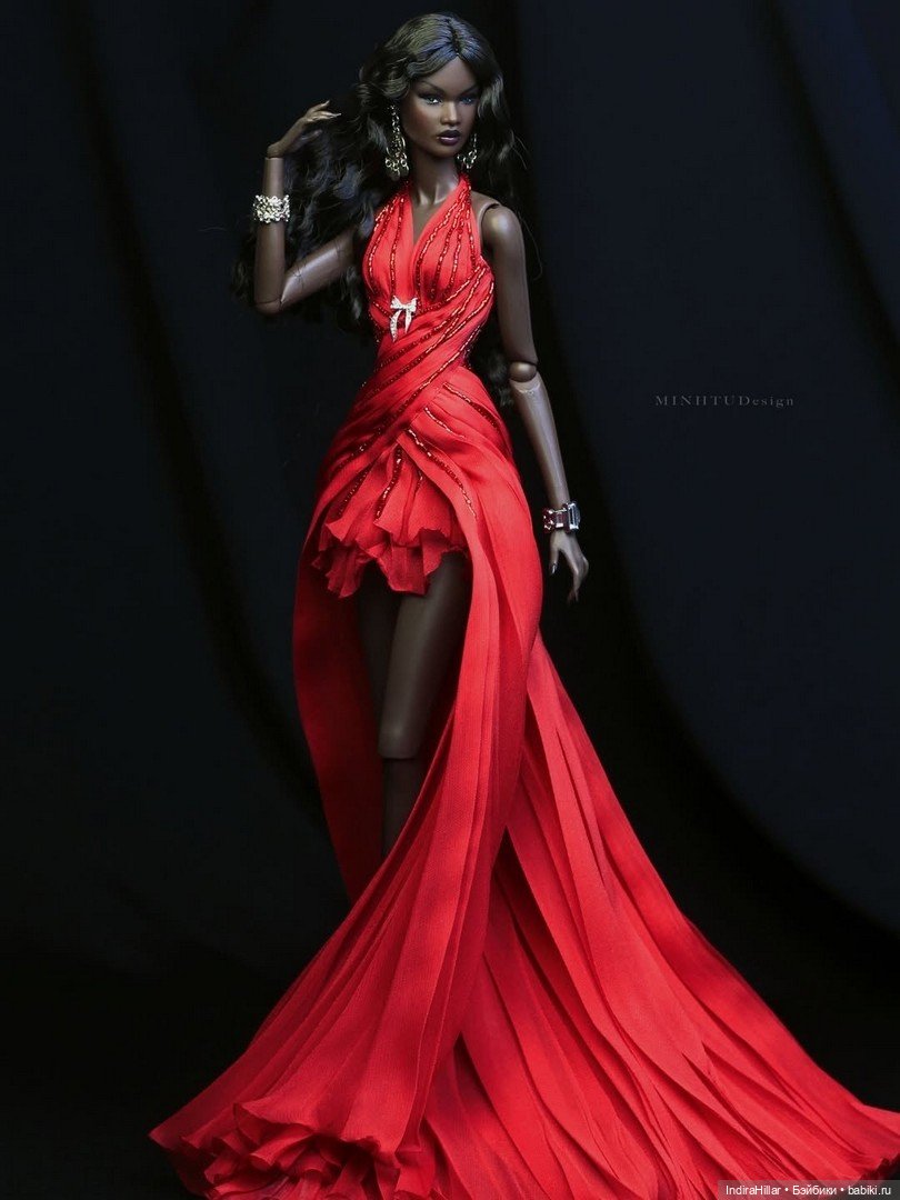 Эффектная Наджа в наряде от Minh Tu Design (фото 2)