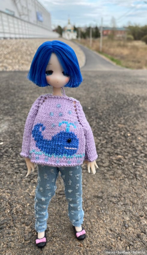 Девочка с синими волосами (фото 4)