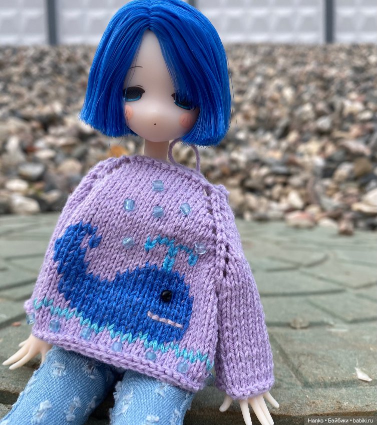 Девочка с синими волосами (фото 8)