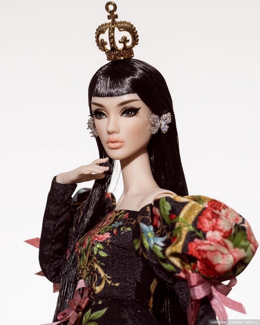 Королевский выход Defa Lucy: когда мода встречается с искусством (фото 4)