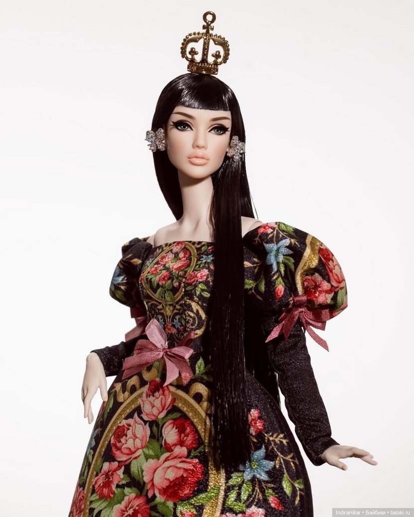 Королевский выход Defa Lucy: когда мода встречается с искусством