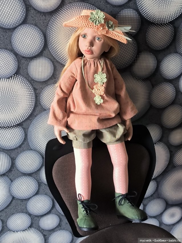 Sienna Zwergnase и вязаная шляпа (фото 6)