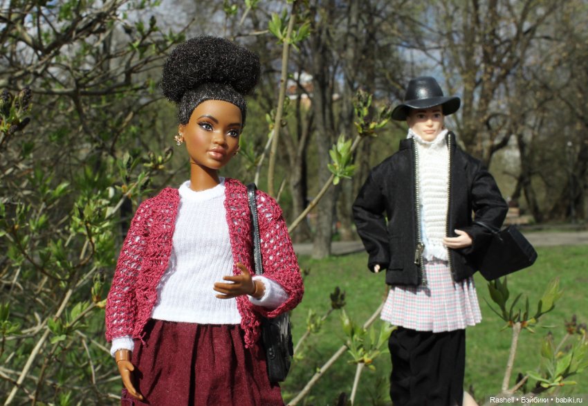 Леонард на весеннем променаде