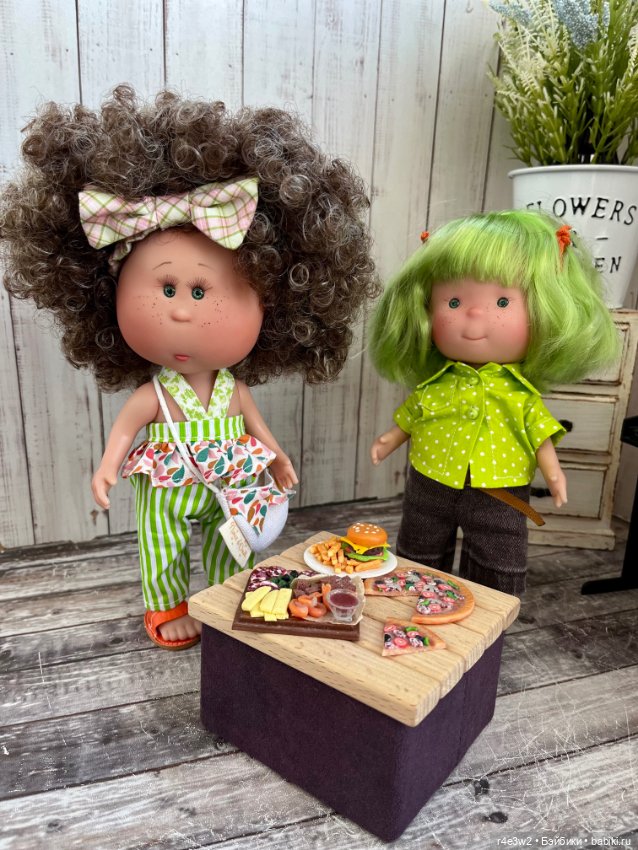 Мои новые куколки осваиваются в домашней обстановке (фото 8)