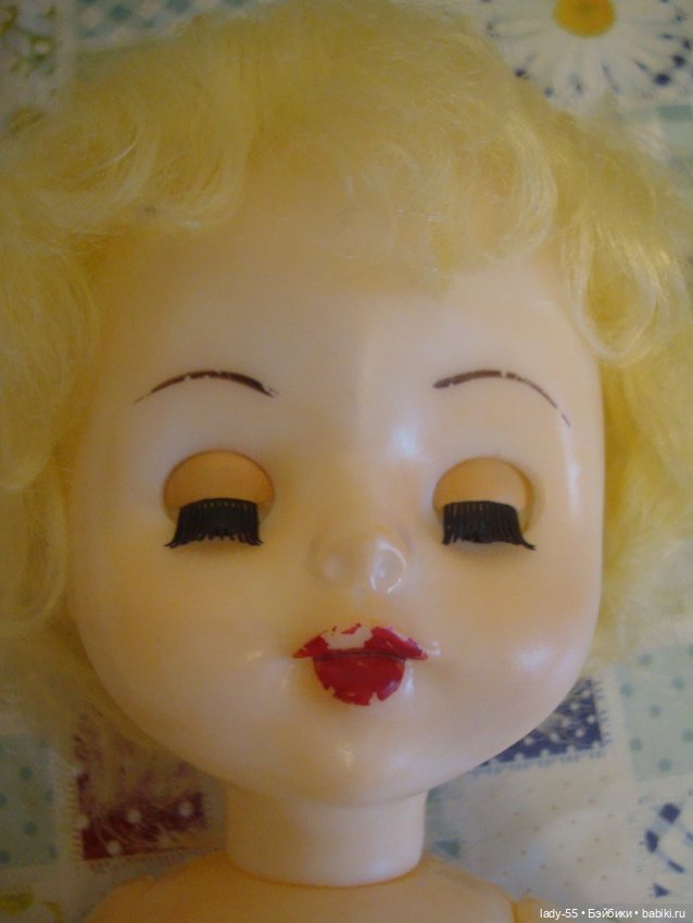 Помогите опознать какой фабрики куклы и как их зовут и сколько они стоят (фото 5)
