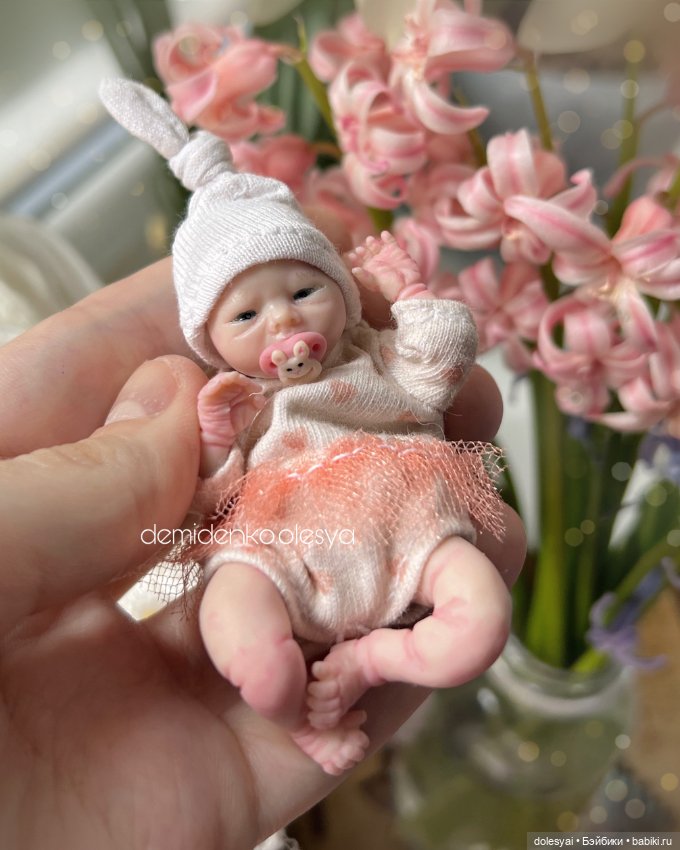 Миниатюрная кукла младенец Алёна. Мини реборн
