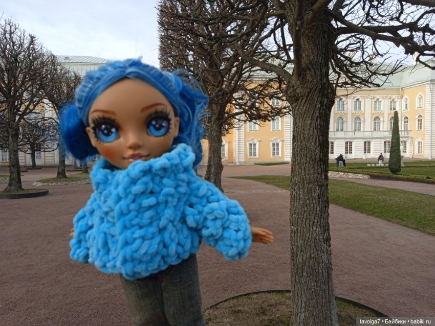 Rainbow High Junior в Петергофе