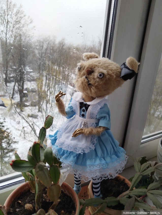 Лиззи в недоумении — Авторские работы в частных коллекциях: домашние фото кукол и игрушек