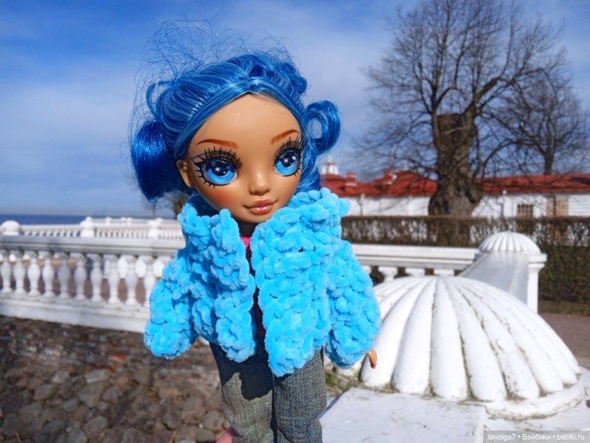 Rainbow High Junior в Петергофе