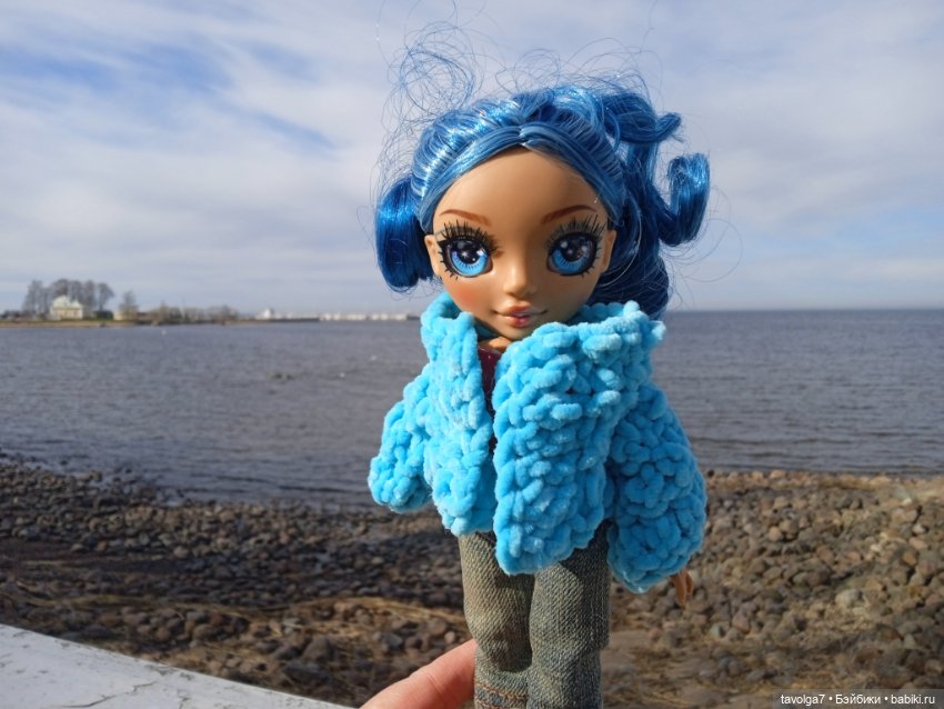 Rainbow High Junior в Петергофе