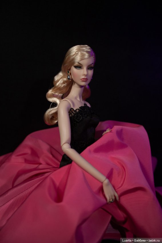 Фото дебют Agnes Von Veis