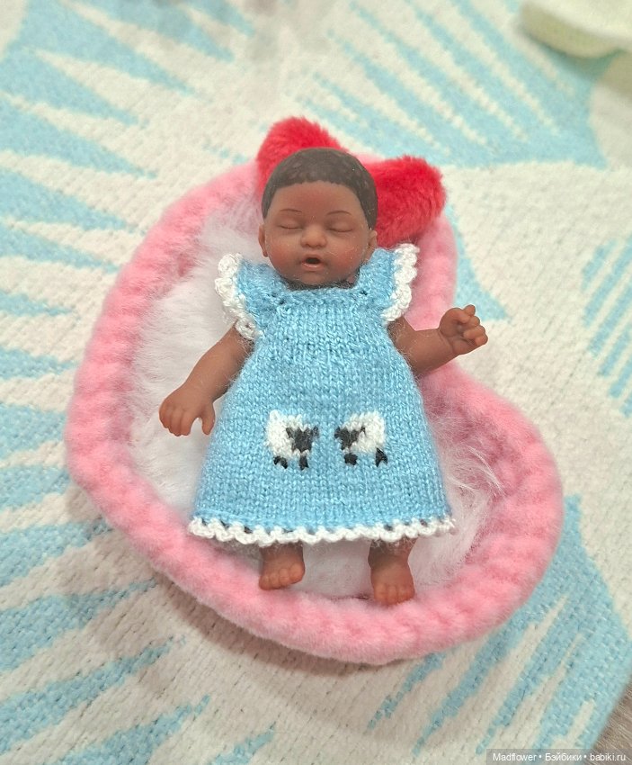 Малыши Zuru my mini baby - продолжаю одевать крошек (фото 4)