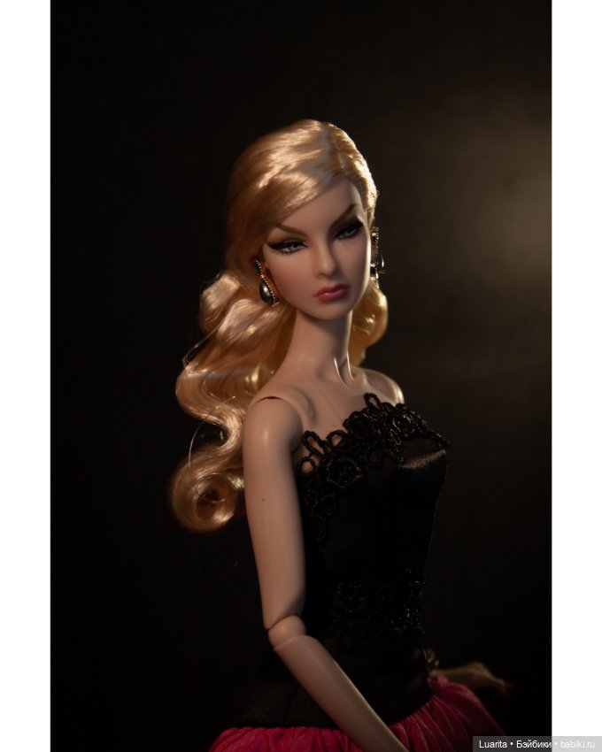 Фото дебют Agnes Von Veis