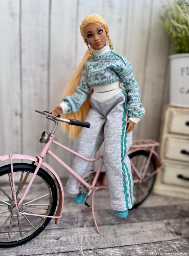 Куклы барби, дисней, ИТ, адонис и им подобные