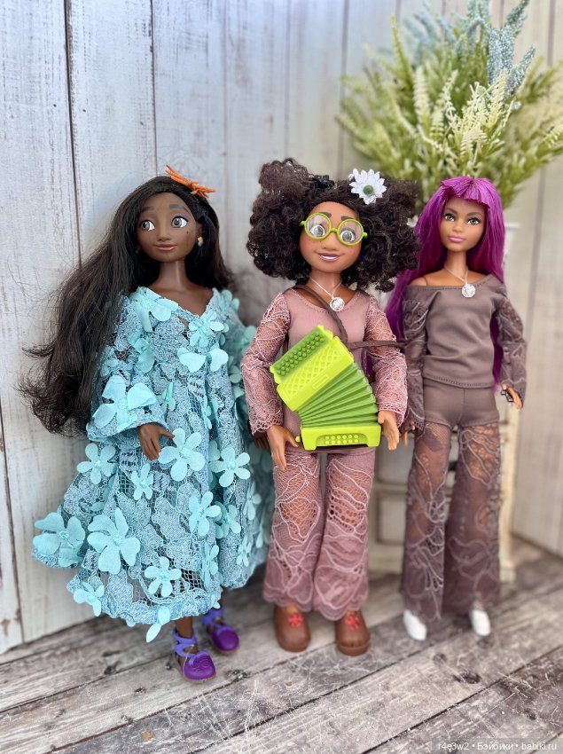 Куклы барби, дисней, ИТ, адонис и им подобные