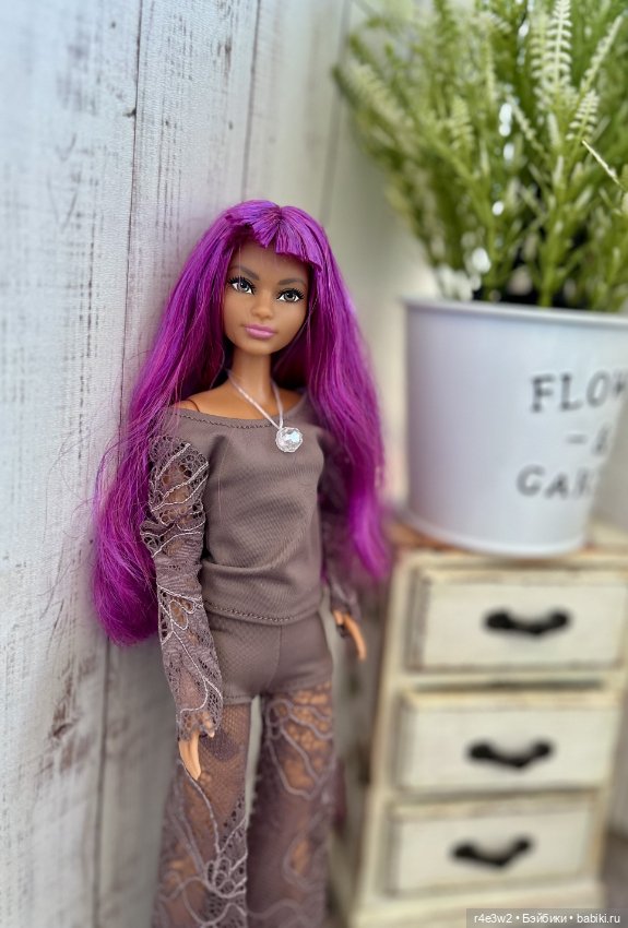 Куклы барби, дисней, ИТ, адонис и им подобные