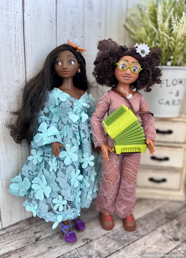 Куклы барби, дисней, ИТ, адонис и им подобные