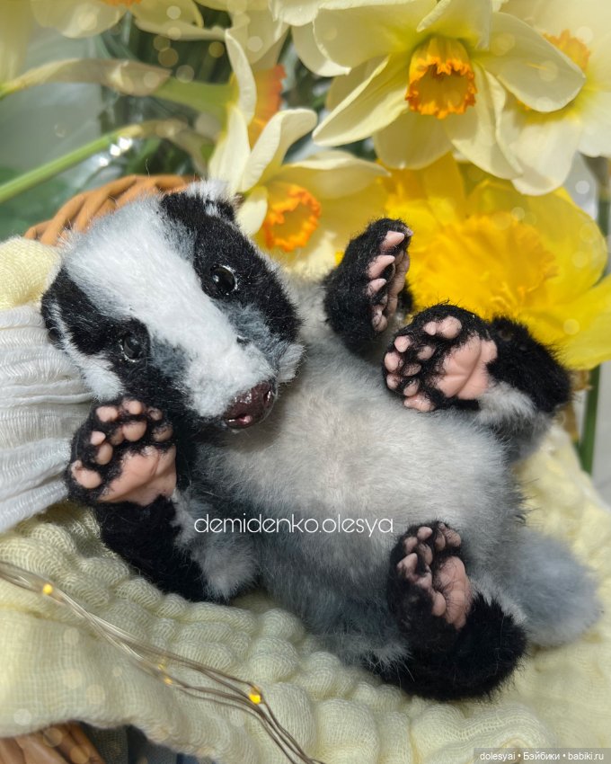 Малыш барсук Прохор — Игрушки в смешанной технике (мех и глина): Арт (фото 5)