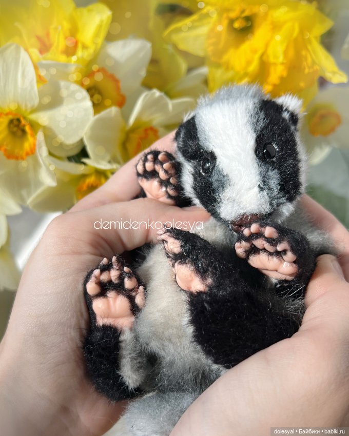 Малыш барсук Прохор — Игрушки в смешанной технике (мех и глина): Арт