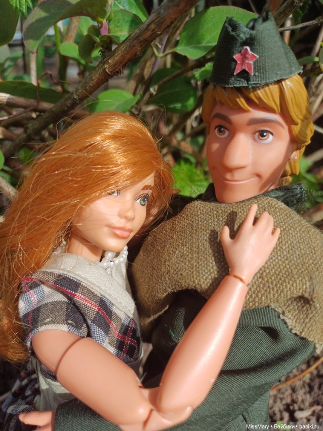 С Днем Великой Победы — Куклы Disney Animators и Принцессы Диснея: Disney Store