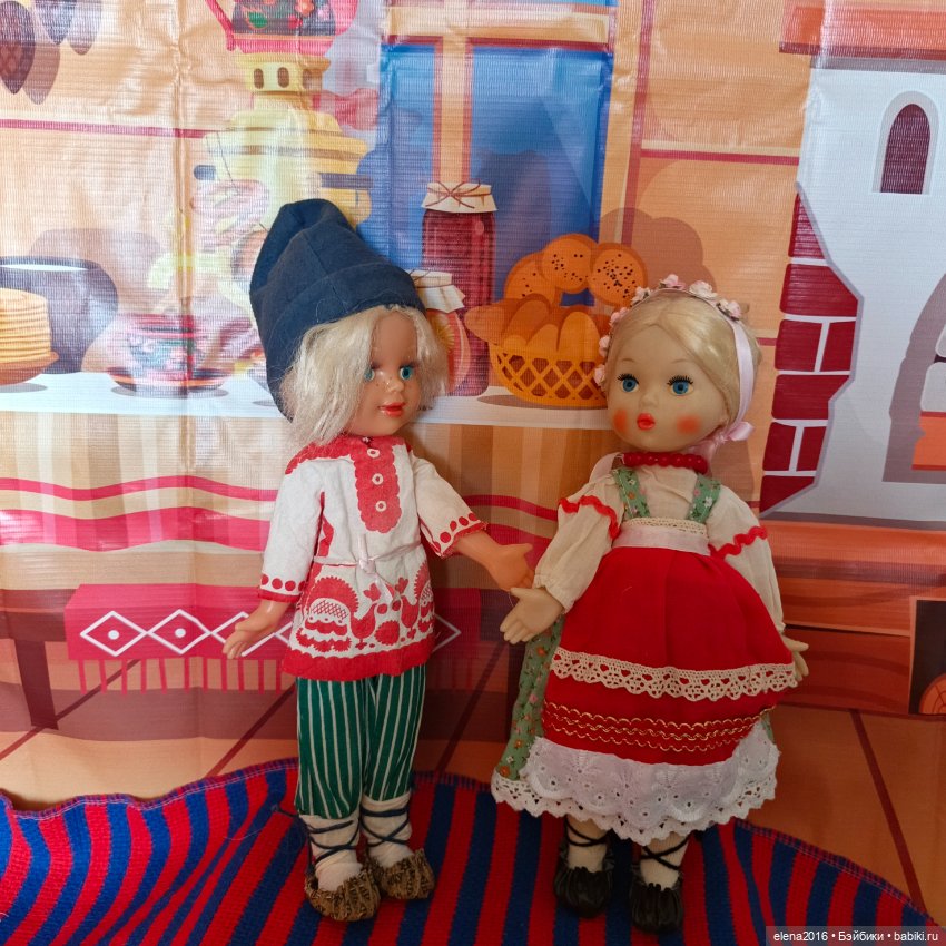 В ожидании гостей — Игрушки СССР и советского детства: резиновые (фото 3)