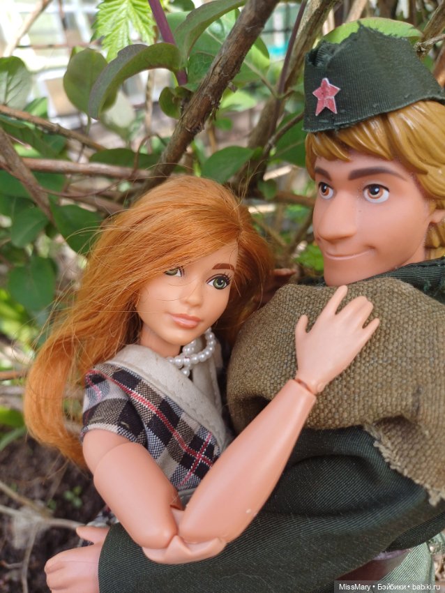 С Днем Великой Победы — Куклы Disney Animators и Принцессы Диснея: Disney Store