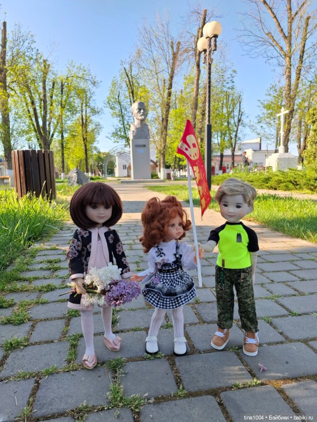 С праздником — Куклы Ruby Red (Руби Ред) Fashion Friends: Siblies (фото 8)