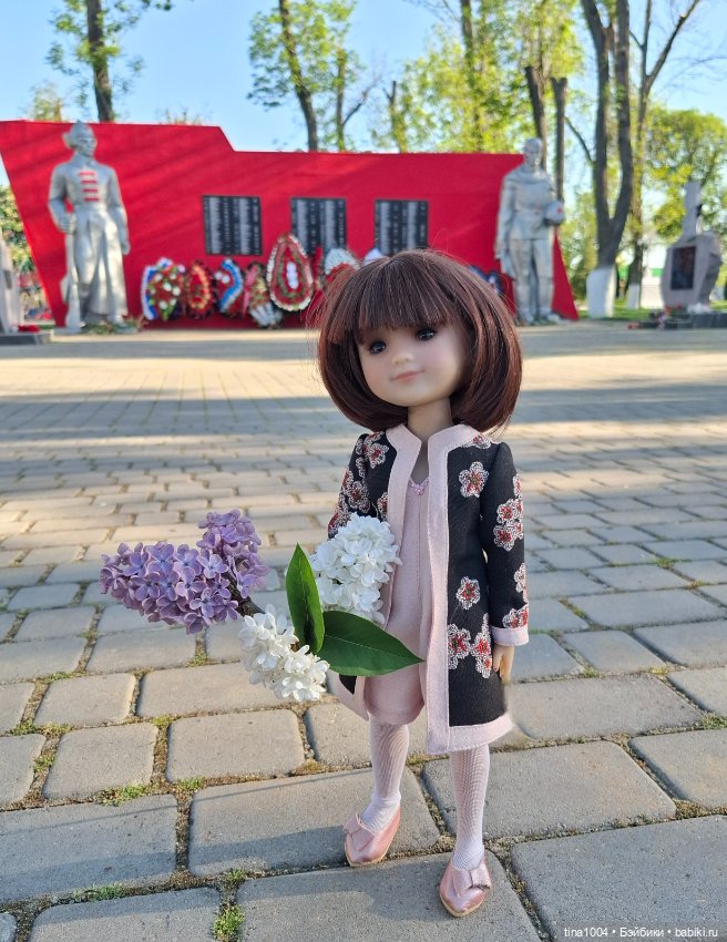 С праздником — Куклы Ruby Red (Руби Ред) Fashion Friends: Siblies
