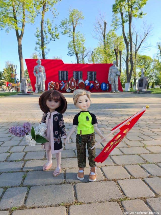 С праздником — Куклы Ruby Red (Руби Ред) Fashion Friends: Siblies