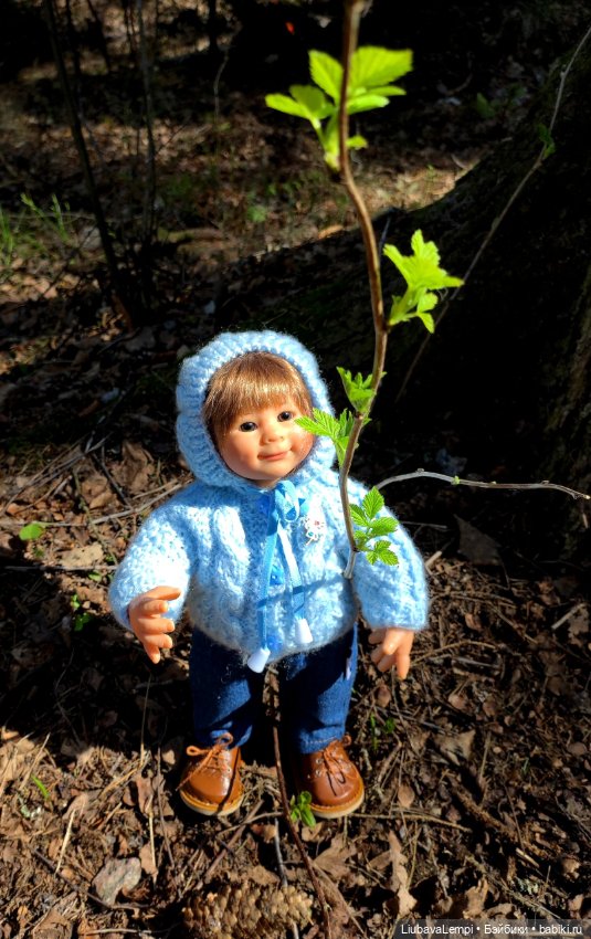 Весна пришла,Варе радость принесла