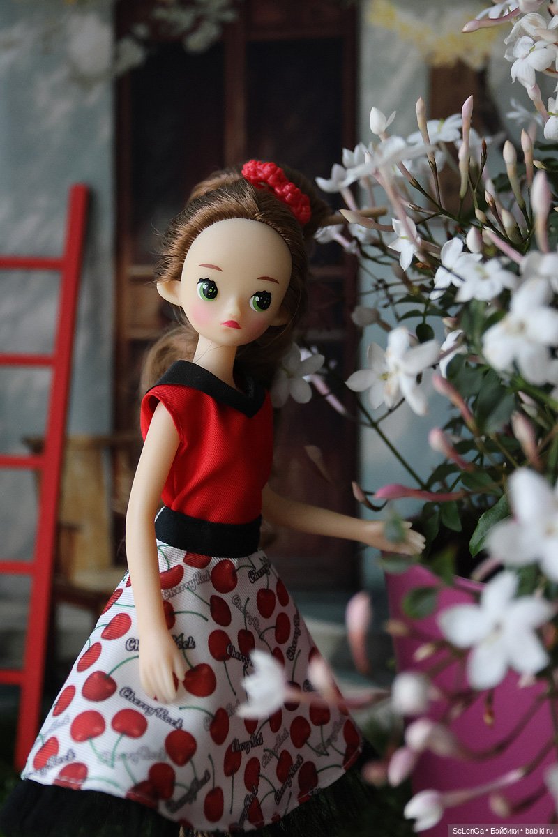 Подружилась со Strawberry девочкой
