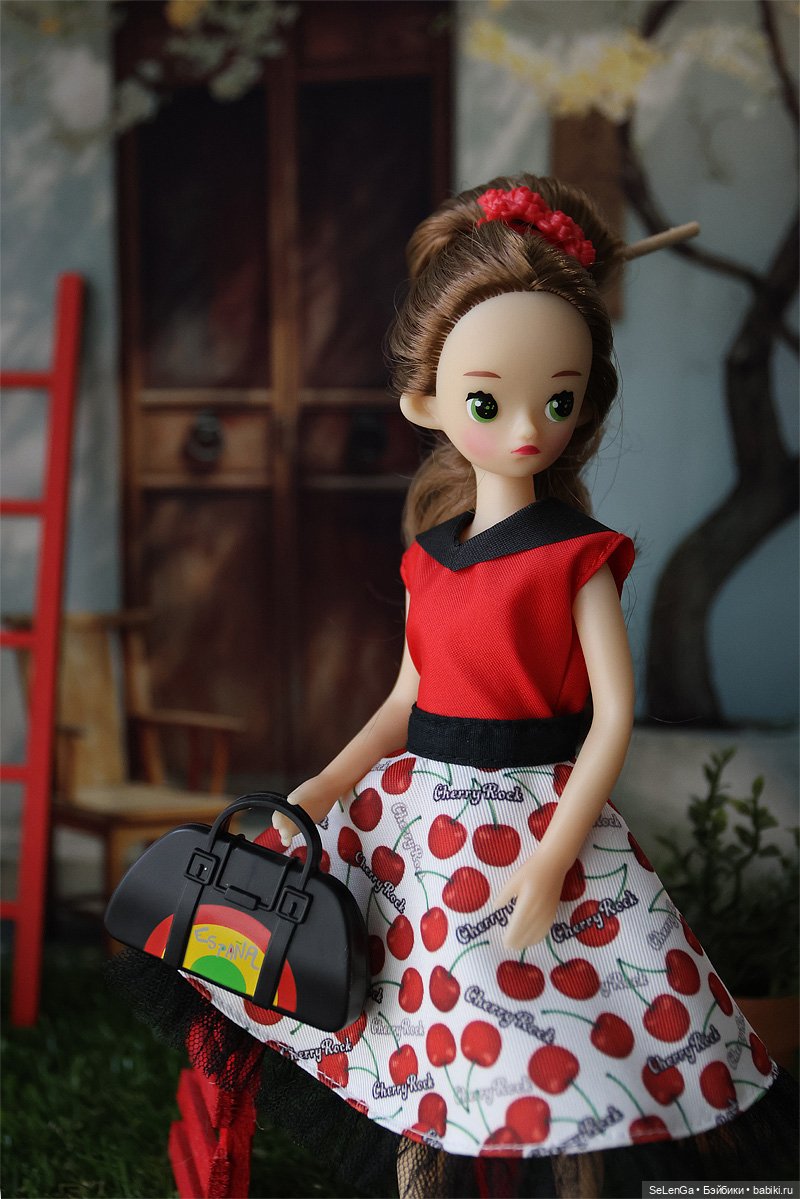 Подружилась со Strawberry девочкой