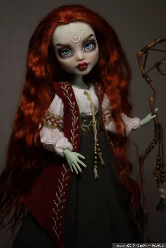 Луриэль — Дева лунного полумрака. Мой новый ООАК на базе Monster High (фото 2)
