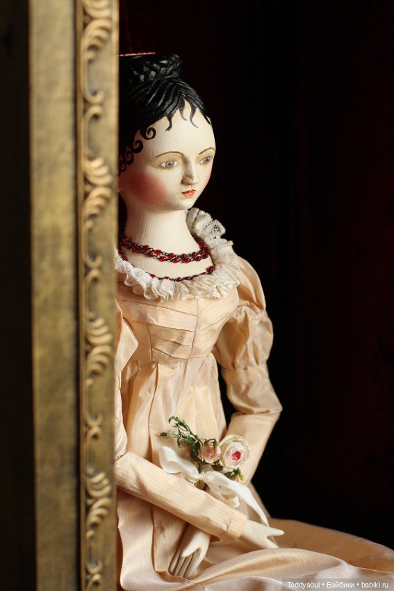 Кукла из дерева в стиле Grodner Tal Doll
