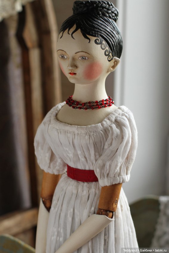 Кукла из дерева в стиле Grodner Tal Doll