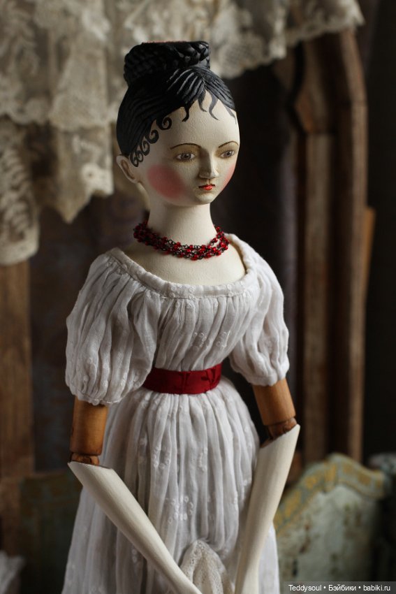 Кукла из дерева в стиле Grodner Tal Doll