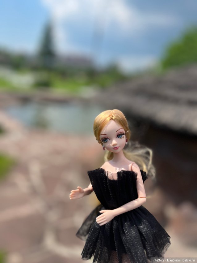 Соня на пляже — Куклы Kurhn Doll и Sonya