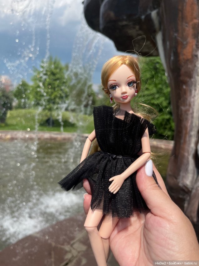 Соня на пляже — Куклы Kurhn Doll и Sonya