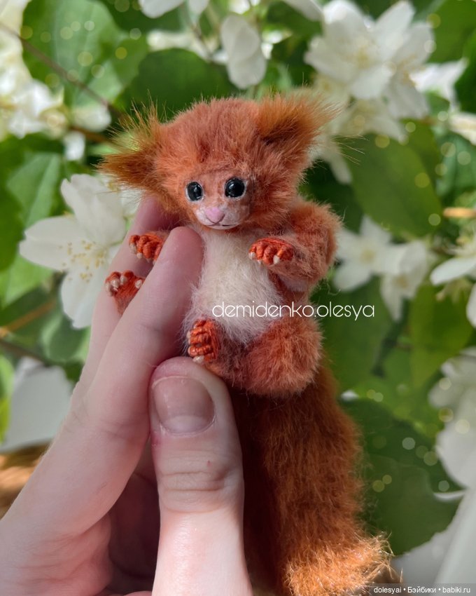 Белочка Рая 🐿️ — Игрушки в смешанной технике (мех и глина): Арт (фото 6)